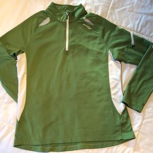 SAUCONY Half Zip Athletic Top